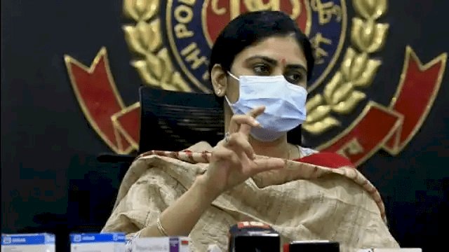 नई दिल्ली: एम्फोटेरिसिन बी दवा की ब्लैक मार्केटिंग गैंग के लीडर समेत 10 अरेस्ट, दिल्ली पुलिस ने बड़ा नेटवर्क तोड़ा