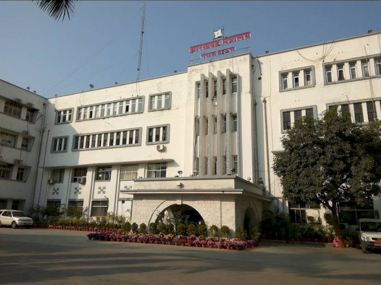 Jharkhand : झारखंड प्रशासनिक सेवा के अधिकारी विजय टोप्पो बर्खास्त, कैबिनेट ने छह प्रोपोजल को दी मंजूरी