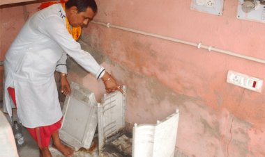 धनबाद: एसएसपीआवास से चंद कदम की दूरी पर  मंदिर में चोरी