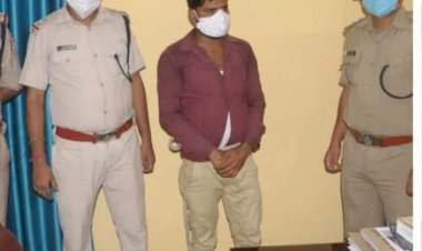 धनबाद:रेलवे में नौकरी दिलाने के नाम पर अफसर बन लाखों की ठगी , आरपीएफ ने जालसाज को किया अरेस्ट