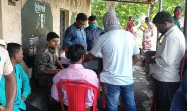 धनबाद:जिला प्रशासन की पहल,कोलियरी एरिया के असंगठित मजदूरों पेमेंट अब सीधे होगा बैंक अकाउंट में