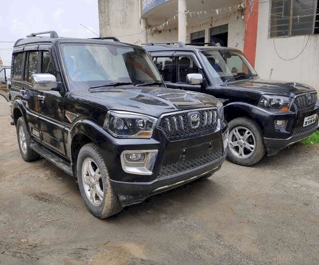 हजारीबाग पुलिस लाइन से चोरी गई दो स्कॉर्पियो बिहार के बक्सर से बरामद,10 अरेस्ट