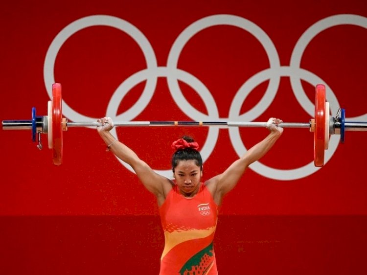 Tokyo Olympics: मीराबाई चानू ने टोक्यो ओलिंपिक में जीता सिल्वर , इंडिया के मेडल का खाता खुला