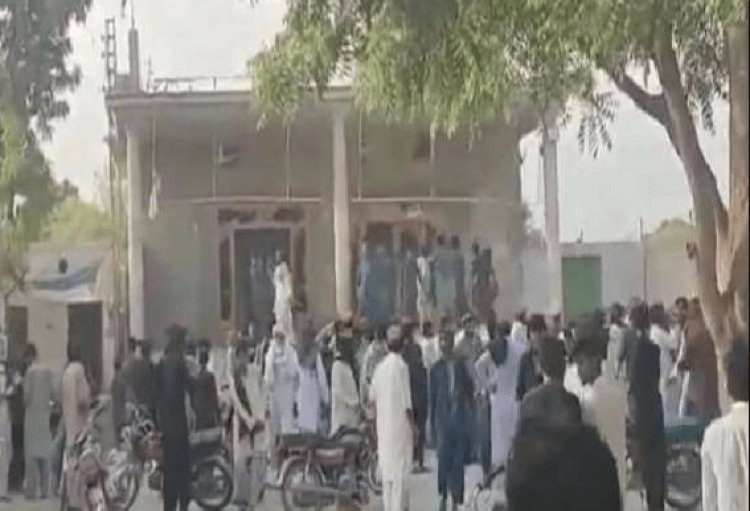 पाकिस्तान में हिंदू मंदिर पर हमला: सुप्रीम कोर्ट की सख्ती के बाद एक्शन में पुलिस, 20 अरेस्ट, 150 के खिलाफ FIR