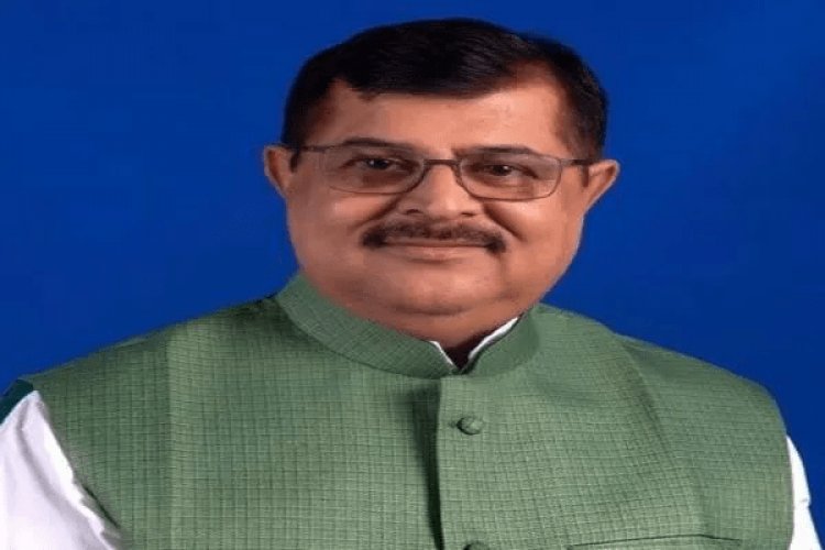 झारखंड: EX CM बाबूलाल मरांडी के सलाहकार सुनील तिवारी के खिलाफ वारंट जारी, यौन शोषण का है आरोप