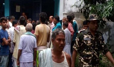 सीतामढ़ी:  सोनबरसा में बिजनसमैन के घर दिनदहाड़े डकैती, लाखों लूटकर नेपाल भागे क्रिमिनल