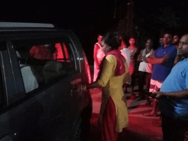धनबाद: खरखरी बस्ती में शेख गुड्डू के घर बंधक बनी कमला देवी व उसके हसबैंड, पुलिस ने देर रात छुड़ाया