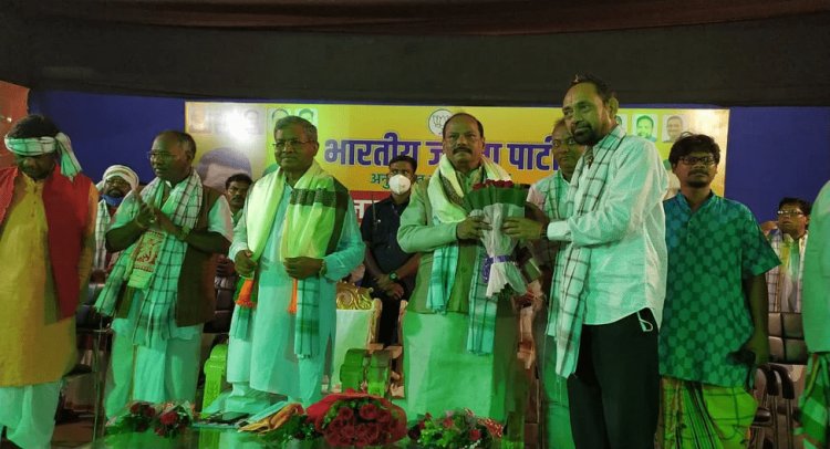 जमशेदपुर: बाबूलाल और रघुवर  ने हेमंत सरकार पर साधा निशाना, बीजेपी अनुसूचित जनजाति मोर्चा का  सम्मेलन