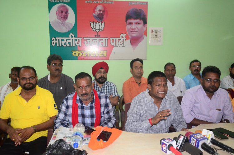 धनबाद:जलेश्वर को सरकार ने गुंडागर्दी की छूट दी, बाघमारा में पुलिस नाच रही इशारे पर: ढुल्लू महतो