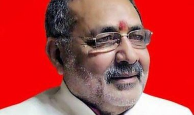 भारत पाकिस्तान के बीच क्रिकेट मैच पर एक बार पुनर्विचार करने की जरूरत: गिरिराज सिंह 