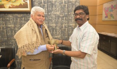 CM हेमंत से मिले राष्ट्रीय स्वास्थ्य प्राधिकरण के CEO आरएस शर्मा ,अनाथ बच्चों को भी जोड़ा जायेगा आयुष्मान भारत योजना से