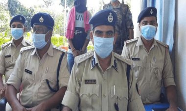 सिमडेगा पुलिस पर उठ रहे  सवाल चांदी रिकवर हुआ तो कहां गया सोना? जूनियर ही नहीं सीनीयर भी संदेह के घेरे में