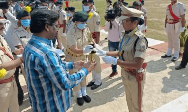 झारखंड: पुलिस को मिले छह DSP व 482 रेडियो ऑपरेटर, CM हेमंत सोरेन बोले- बदलते समय के साथ बढ़ी है चुनौतियां