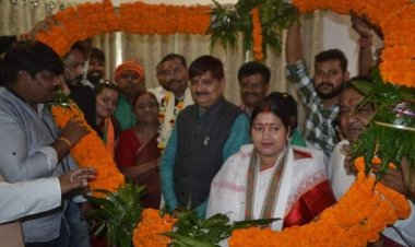 धनबाद: हेमंत राज में कोयला, लोहा व अबरख की लूट : दीपक प्रकाश, सिंह मेंशन में बीजेपी स्टेट प्रसिडेंट का जोरदार स्वागत