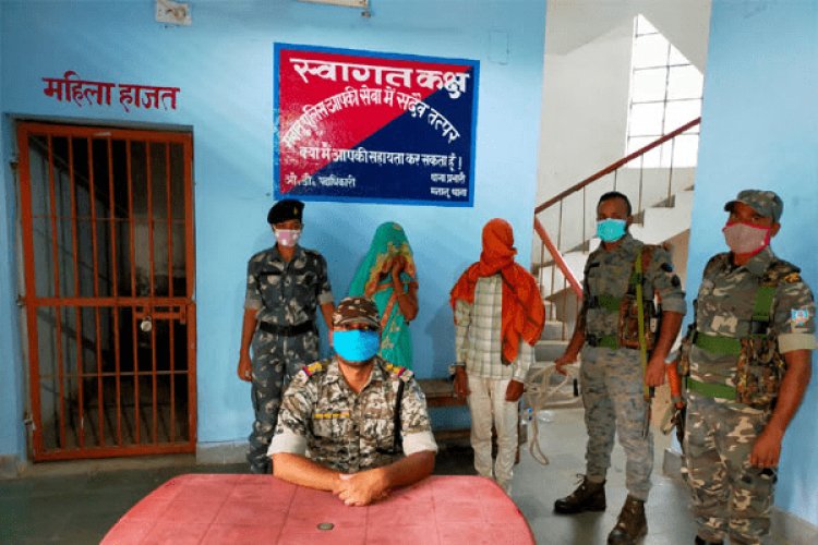 पलामू : टीएसपीसी उग्रवादियों से मिलने जा रहे महिला-पुरूष अरेस्ट