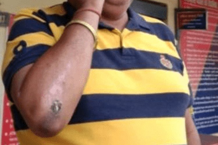 धनबाद: एमएलए पूर्णिमा सिंह  समर्थक के घर में घुसकर आर्म्स के बल पर मांगी रंगदारी
