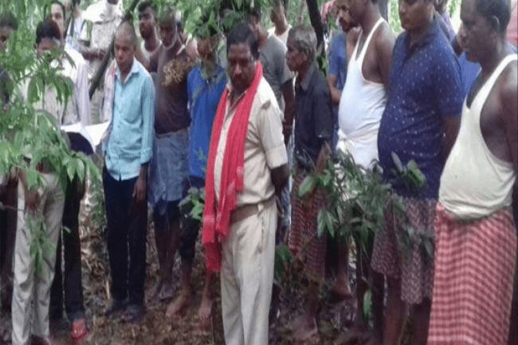 धनसार: देवनडीह से गायब बबलू की बॉडी धोखड़ा झाड़ी में मिली