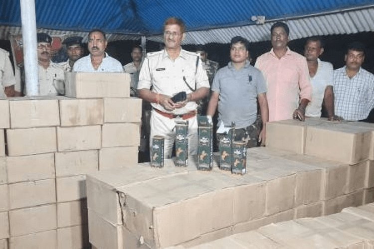 धनबााद: झरिया में पुलिस ने जब्त की 10 लाख की अवैध विदेशी शराब