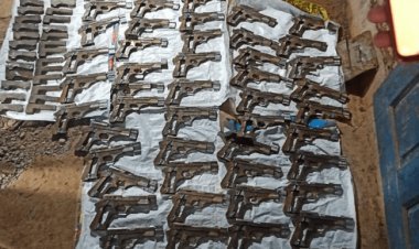 हजारीबाग: विष्णुगढ़ में इलिगल मिनी गन फैक्ट्री का खुलासा, भारी मात्रा में आर्म्स बरामद, सात अरेस्ट