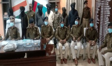 चाईबासा: पीएलएफआई के नाम पर रंगदारी मांगने वाले छह क्रिमिनल अरेस्ट, आर्म्स व कारतूस बरामद