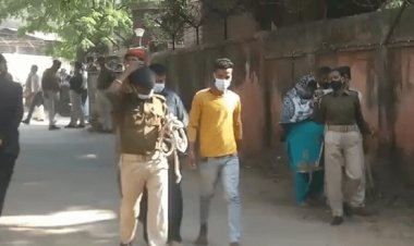 धनबाद: नन्हें खान मर्डर केस में प्रिंस खान की मां, बॉडीगार्ड व स्टाफ गये जेल, बम, बंदूक व रायफल जब्त