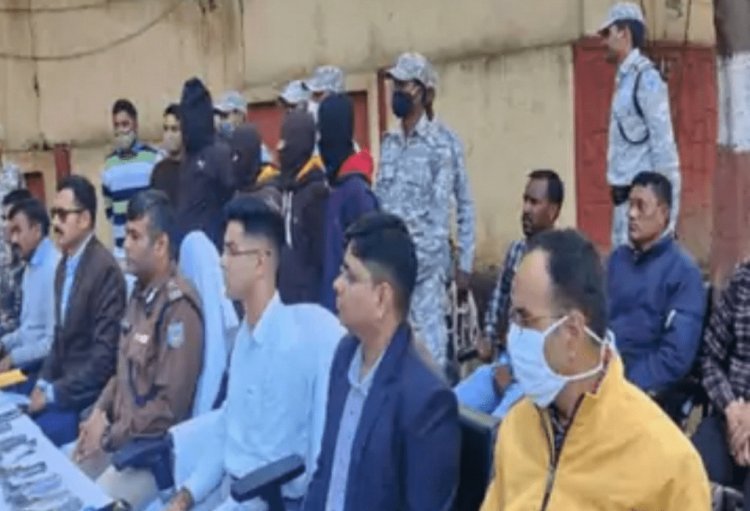 झारखंड: ATS को बड़ी सफलता, BSF कांस्टेबल समेत पांच अरेस्ट, नौ हजार कारतूस व 14 पिस्टल बरामद