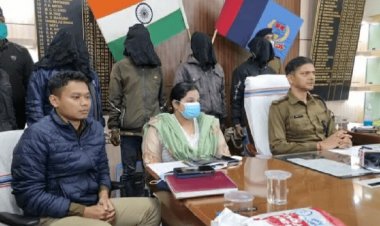 धनबाद पुलिस की बड़ी सफलता, चोरी की 10 बाइक के साथ पांच अरेस्ट