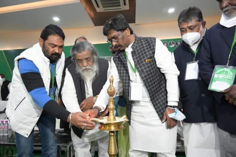 झारखंड मुक्ति मोर्चा का 12वां केंद्रीय महाधिवेशन संपन्न, 10वीं बार शिबू सोरेन चुने गये पार्टी अध्यक्ष 