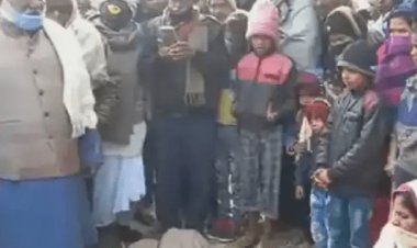 बिहार: छपरा में 15 लोगों की संदिग्ध मौत, परिजनों ने कहा- शराब पी थी, डीएम बोले- पोस्टमार्टम रिपोर्ट बाद ही होगी पुष्टि