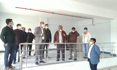 धनबाद: डीसी ने किया निर्माणाधीन समाहरणालय परिसर का निरीक्षण
