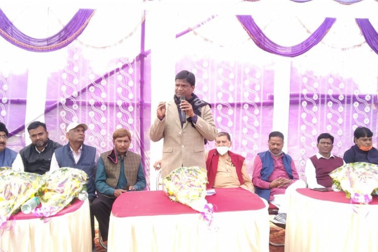 यूनाइटेड कॉल वर्कर्स यूनियन का माटीगढ़ डैम  में वनभोज महोत्सव सह मिलन समारोह