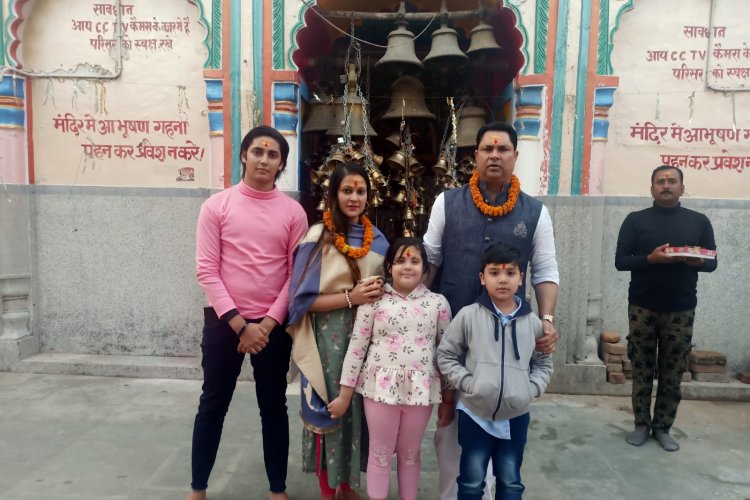 छपरा: रणविजय सिंह ने बाबा महेंद्र नाथ मंदिर में किया पूजा अर्चना