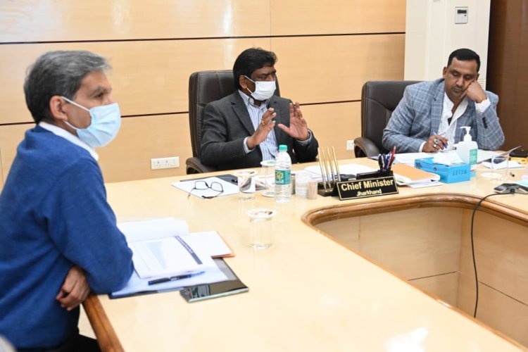 झारखंड में अब रोजाना होंगे एक लाख कोरोना टेस्ट, संक्रमण के बढ़ते मामलों को लेकर CM हेमंत सोरेन ने की हाइ लेवल बैठक 
