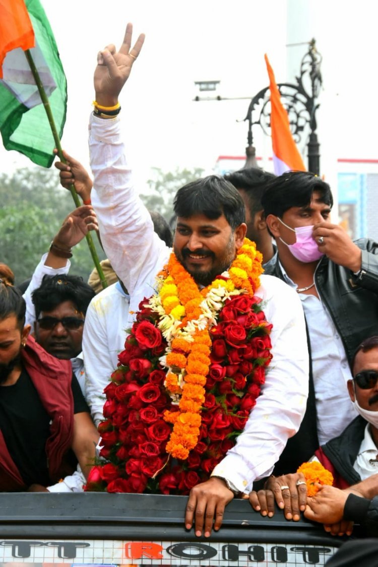 धनबाद: झारखंड युवा कांग्रेस प्रसिडेंट का चुनाव जीतने पर अभिजीत राज का कोयलांचल में जोरदार स्वागत