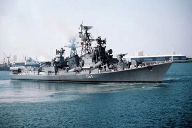 मुंबई: इंडियन नेवी के युद्धपोत INS रणवीर पर ब्लास्ट, तीन जवानों की मौत, 11 घायल