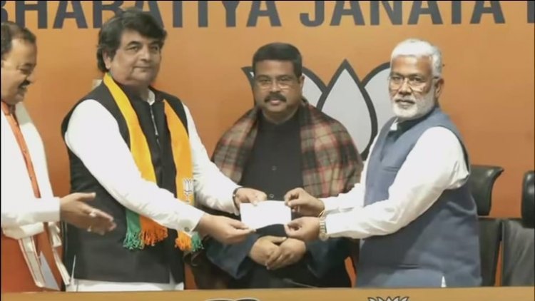 नई दिल्ली: एक्स सेंट्रल मिनिस्टर व झारखंड कांग्रेस के प्रभारी आरपीएन सिंह बीजेपी में शामिल, यूपी से लड़ेंगे विधानसभा चुनाव