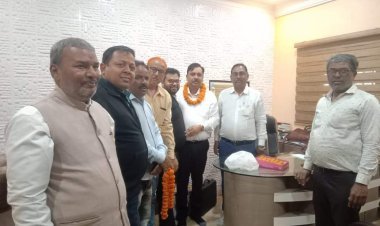 धनबाद: बरटांड़ जनता मार्केट नहीं होगा खाली, दुकानदारों से आवास बोर्ड वसूलेगा किराया, अमितेश का पहल रंग लाया