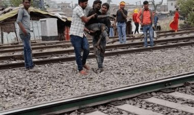 बिहार: खगड़िया में  कचरे का बोरा फेंकते ही धड़ाधड़ फटने लगे बम, एक दर्जन लोग जख्मी