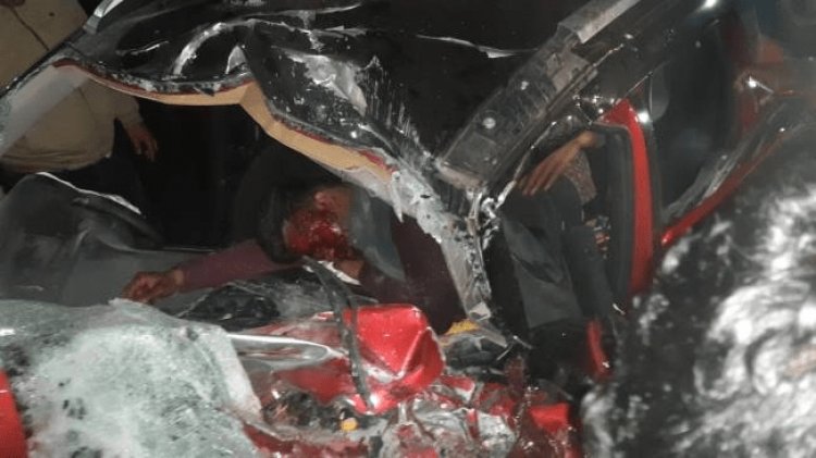 धनबाद: चासनाला में खड़ी बस से टकराई कार, एक की मौत, सीसीएल फुसरो के चार स्टाफ जख्मी