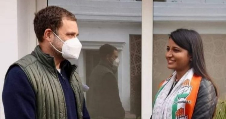बरकागांव MLA अंबा प्रसाद को बताया जा रहा हिजाब वाली मुस्कान खान, राहुल गांधी के साथ वायरल हो रहा है फोटो