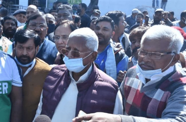 लालू यादव पहुंचे रांची,डोरंडा कोषागार मामले में 15 फरवरी को आयेगा सीबीआइ कोर्ट कै फैसला  