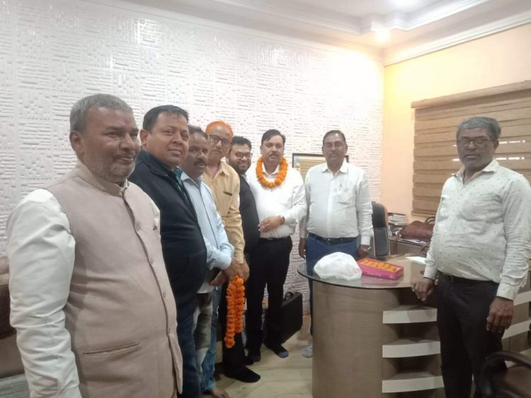 धनबाद: बरटांड़ जनता मार्केट नहीं होगा खाली, दुकानदारों से आवास बोर्ड वसूलेगा किराया, अमितेश का पहल रंग लाया