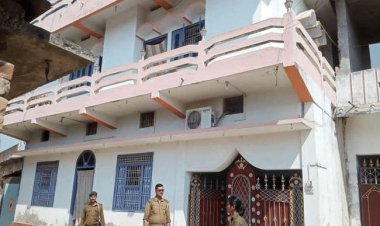 बिहार: कल्याण विभाग के क्लर्क और आरा के पूर्व थानाध्यक्ष निकले करोड़पति, EOU रेड में काली कमाई का खुलासा