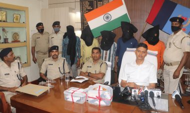 धनबाद: जीटी रोड पर डीजल चोरी करने वाले गैंग का पुलिस ने किया खुलासा, आर्म्स के साथ पांच क्रिमिनल अरेस्ट