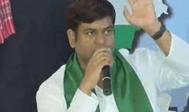 बिहार: VIP चीफ मुकेश सहनी की नीतीश कैबिनेट से डिसमिसल पर गवर्नर की मुहर