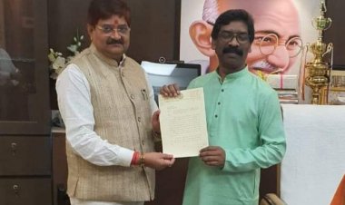 झारखंड, CM हेमंत सोरेन मिले धनबाद MLA राज सिन्हा , पार्वती कुमारी मौत मामले की CID जांच का आदेश