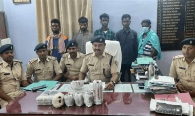झारखंड: खूंटी में 10 लाख मूल्य के आठ किलो एक सौ ग्राम अफीम जब्त, पुलिस ने पांच लोगों को किया अरेस्ट