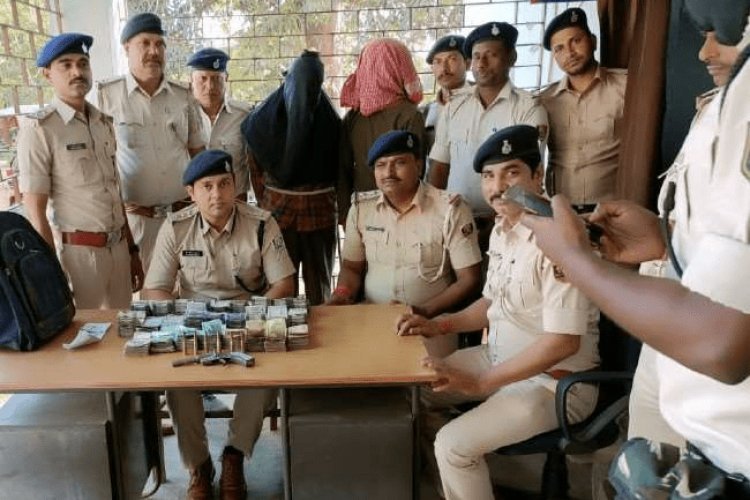भागलपुर: पेट्रोल पंप स्टाफ से आठ लाख लूट भाग रहे क्रिमिनलों को पुलिस ने दबोचा