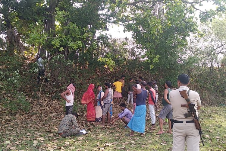 धनबाद: टुंडी आदिवासी छात्रा का मर्डर, खेत में मिला नग्न बॉडी