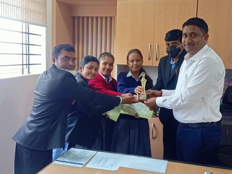 धनबाद: विज्ञान सर्वत्र पूज्यते में शामिल डीएम पब्लिक स्कूल परसिया पुटकी के छात्रों का उम्दा प्रदर्शन